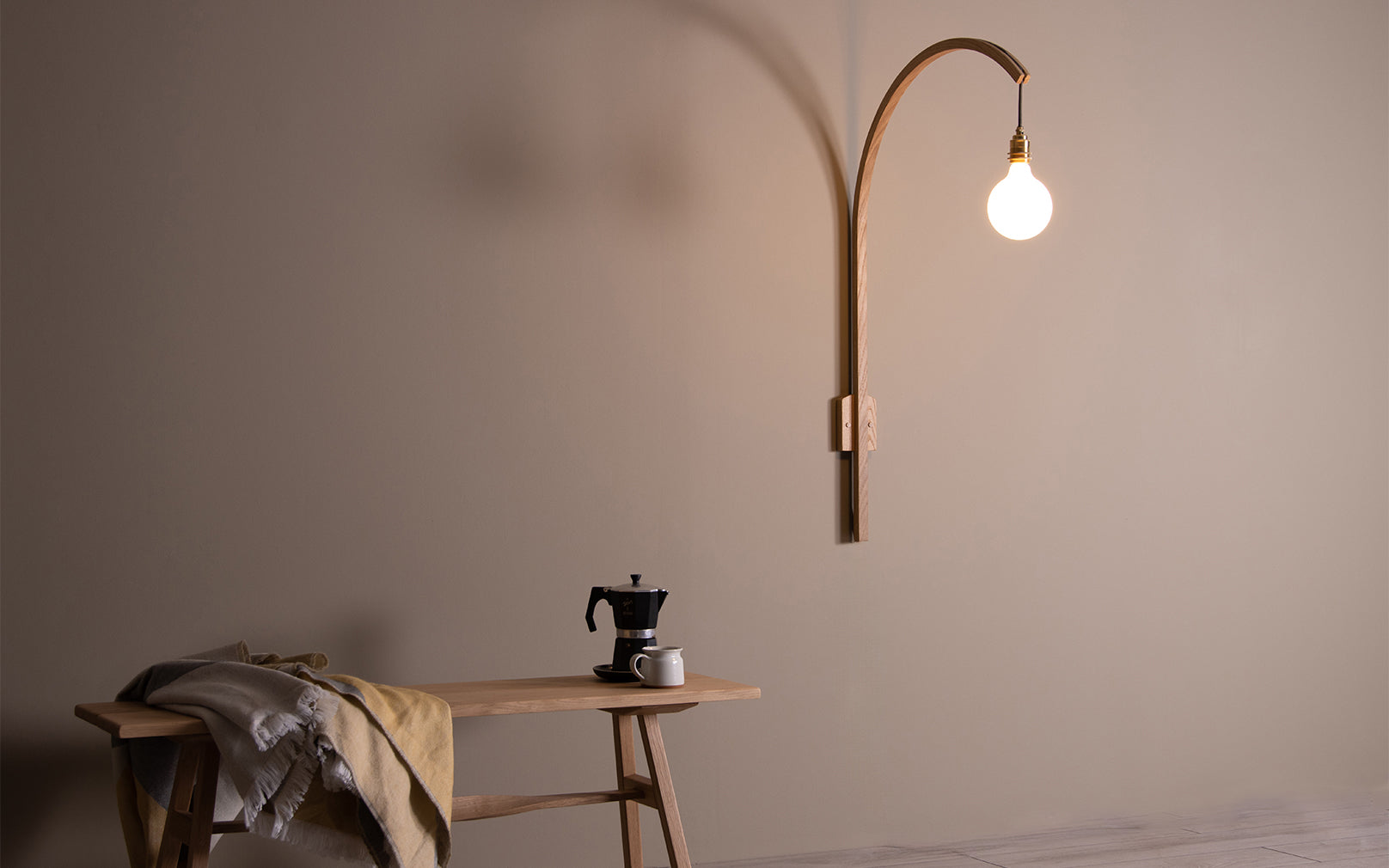 Tilow Wall Light Large