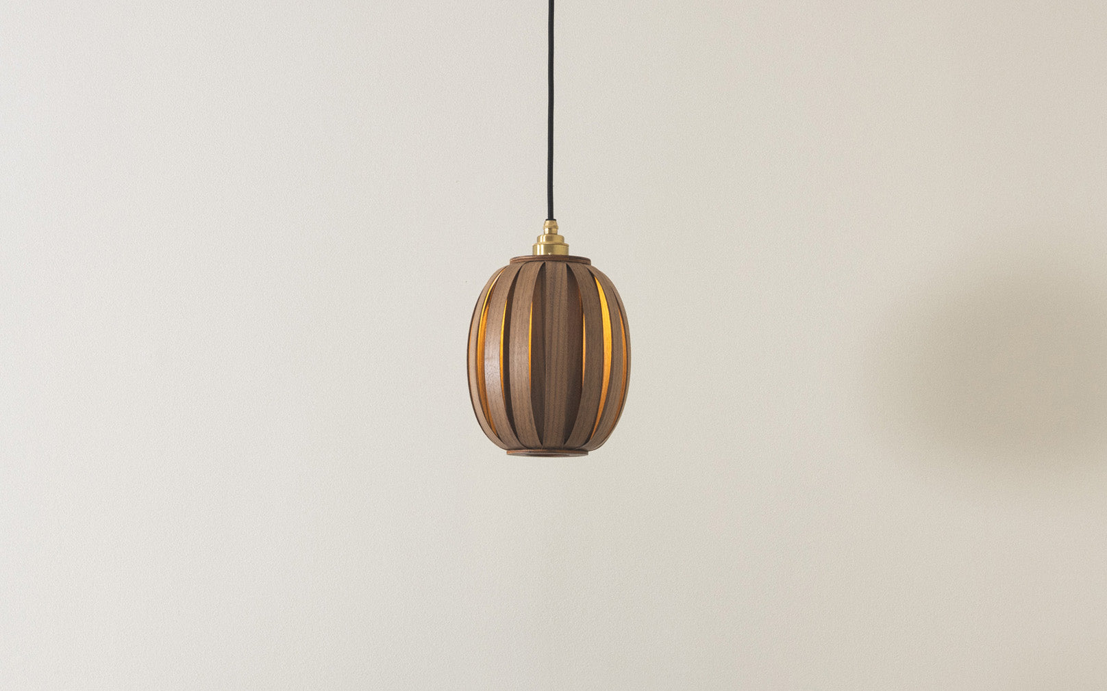 Urchin Oval Pendant