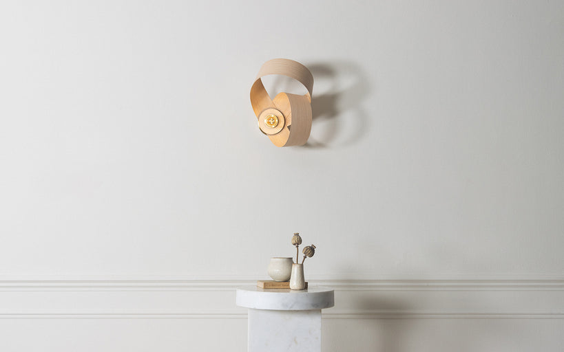 Verso Wireless Wall Light