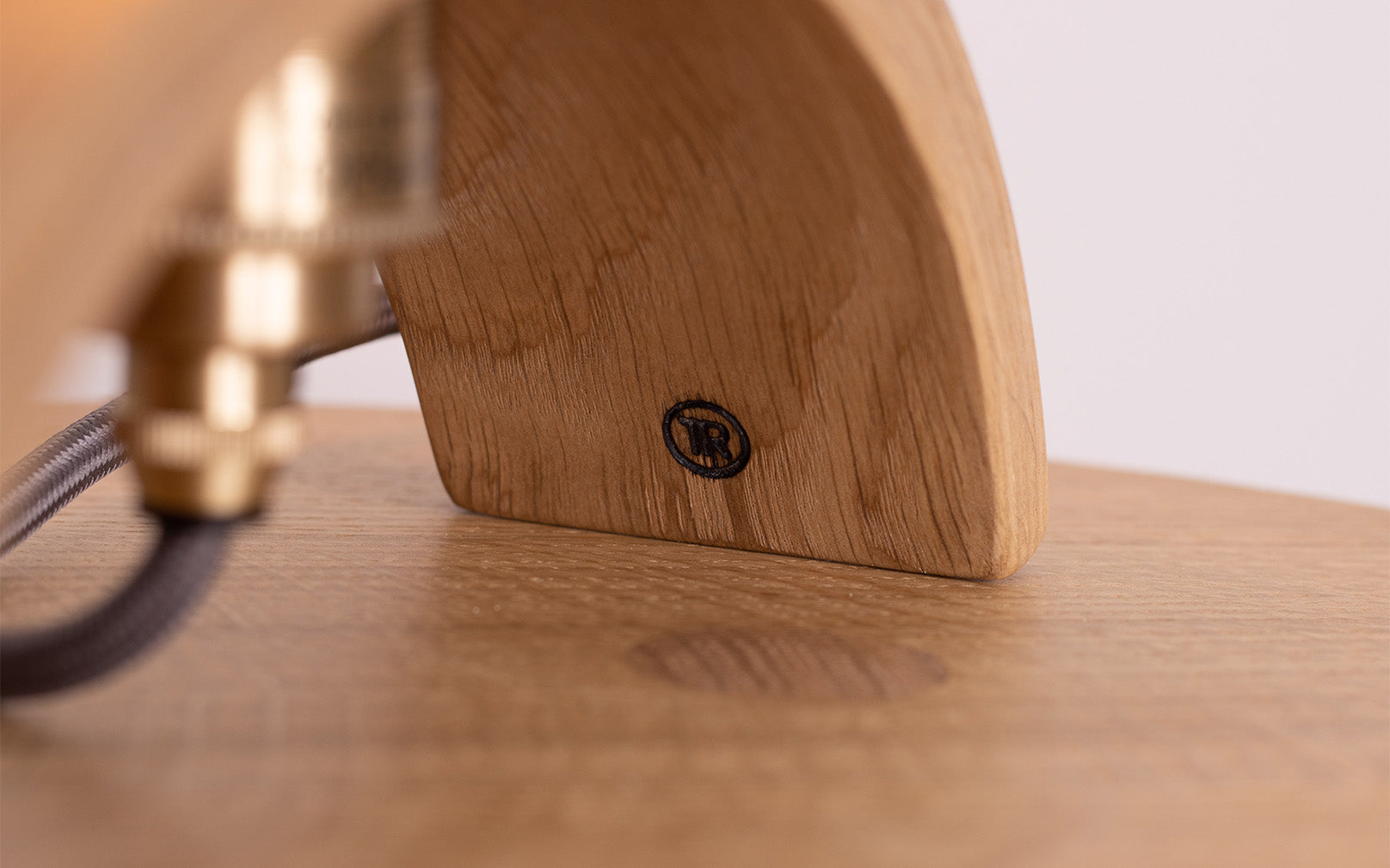 Tom Raffield Archer Archer Table Light | Tom Raffield