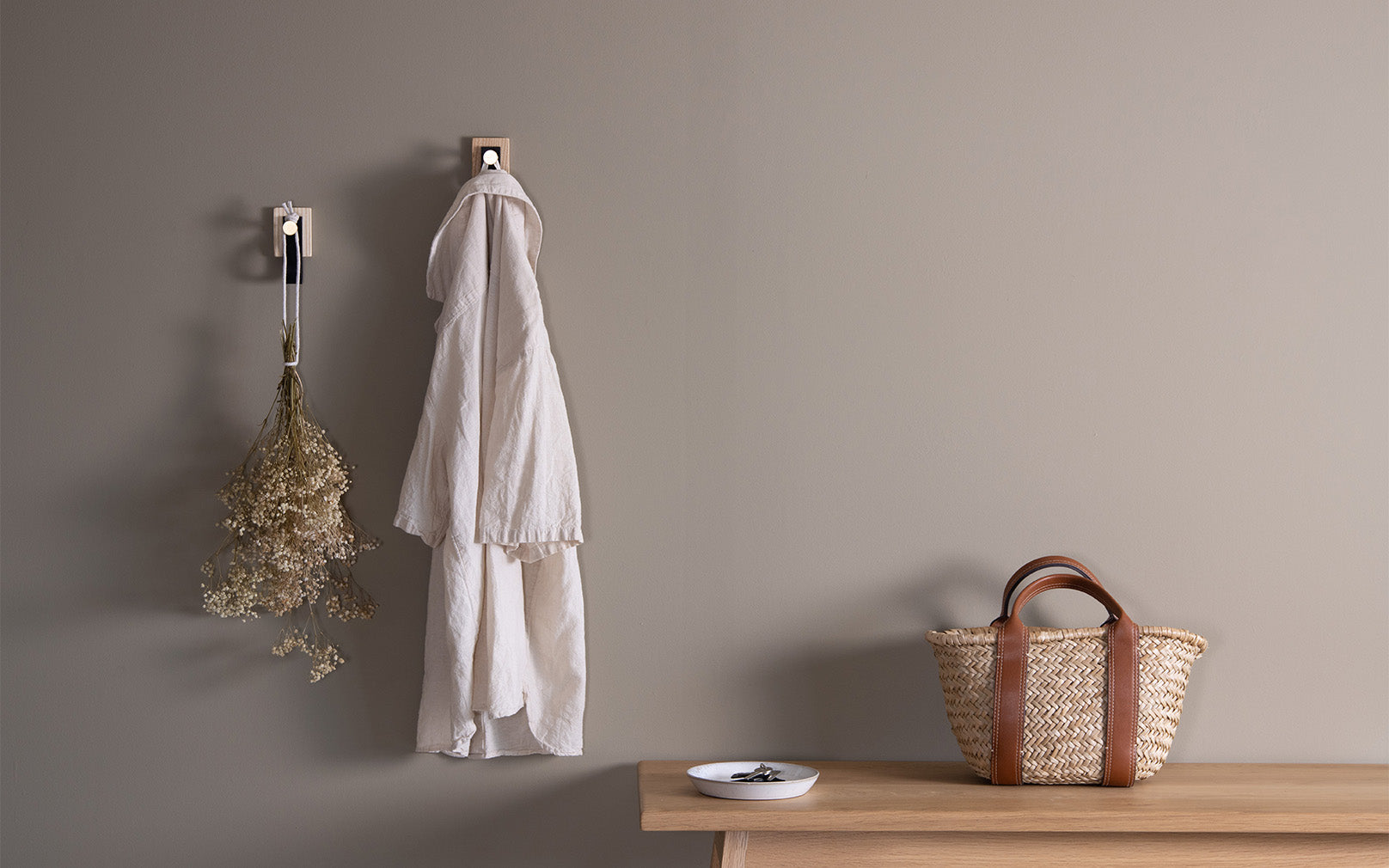 SECONDS - Laris Wall Hook