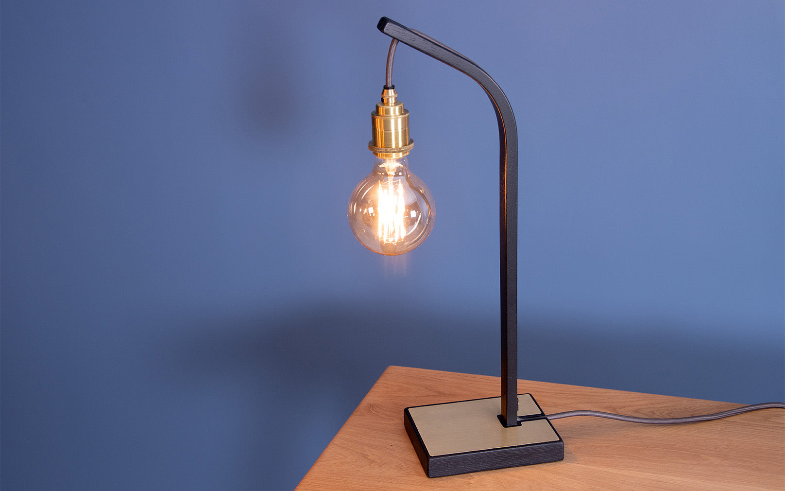 Noctis Wheal Table Light
