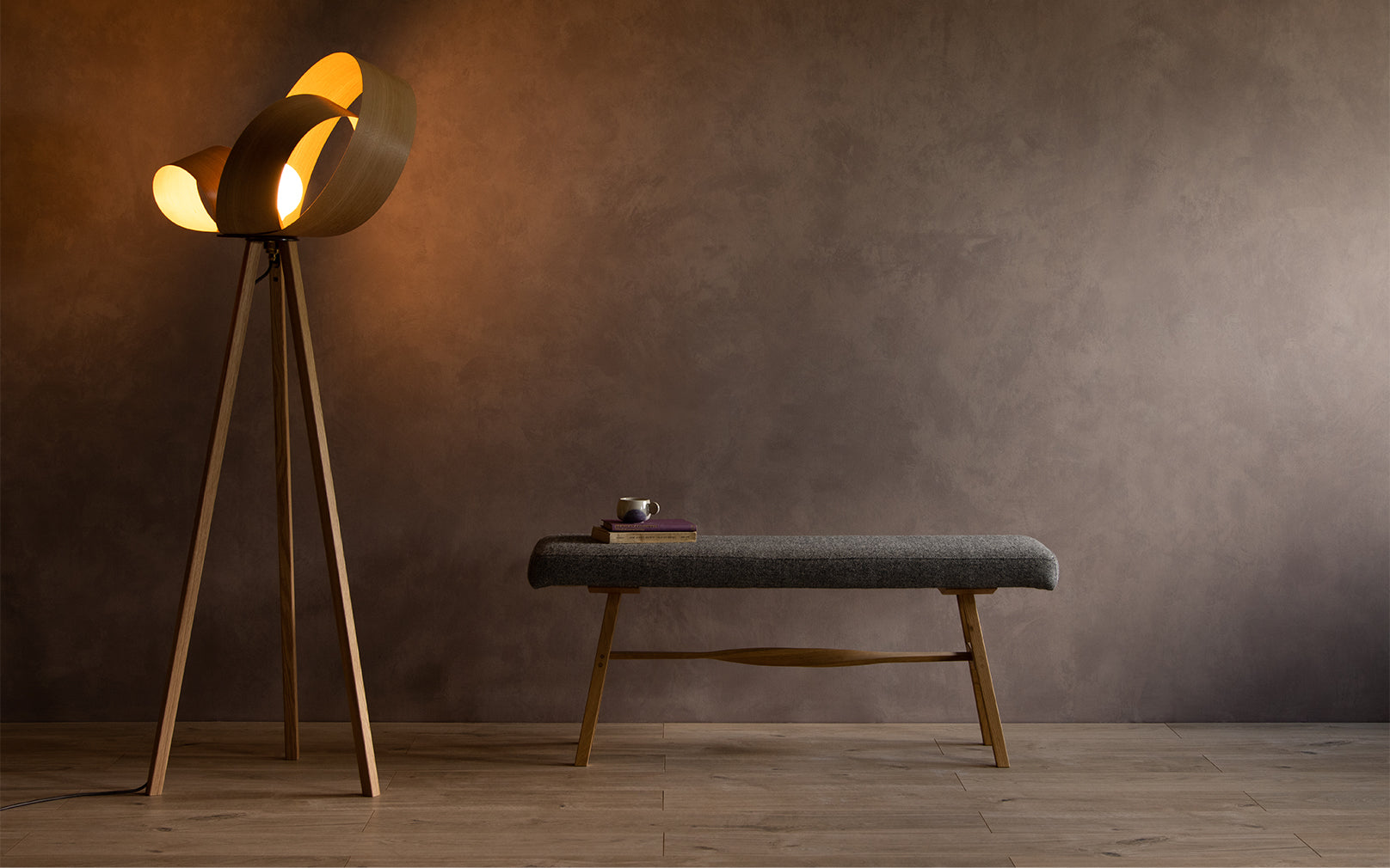 Verso Floor Light