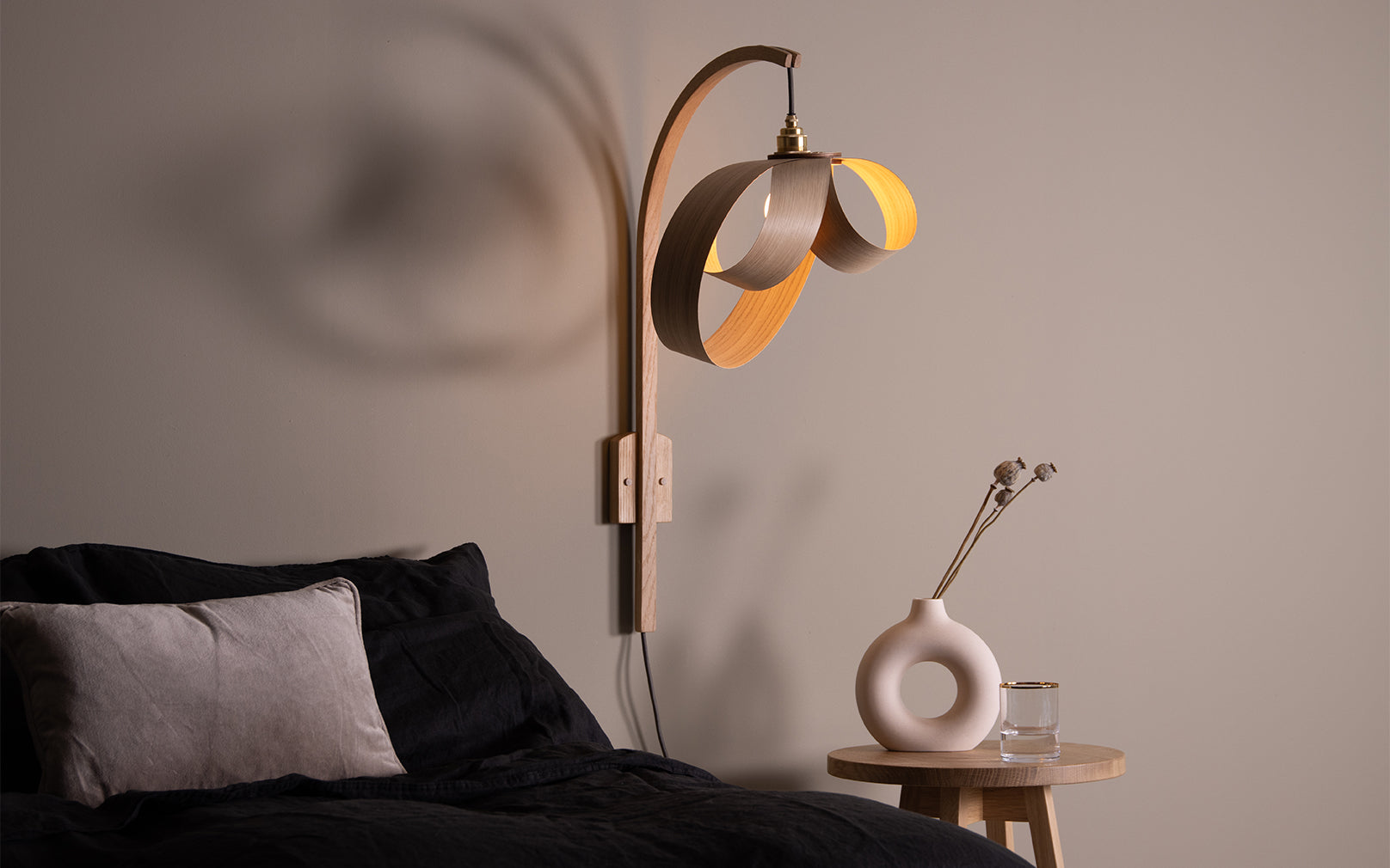 Small bedroom wall lights deals