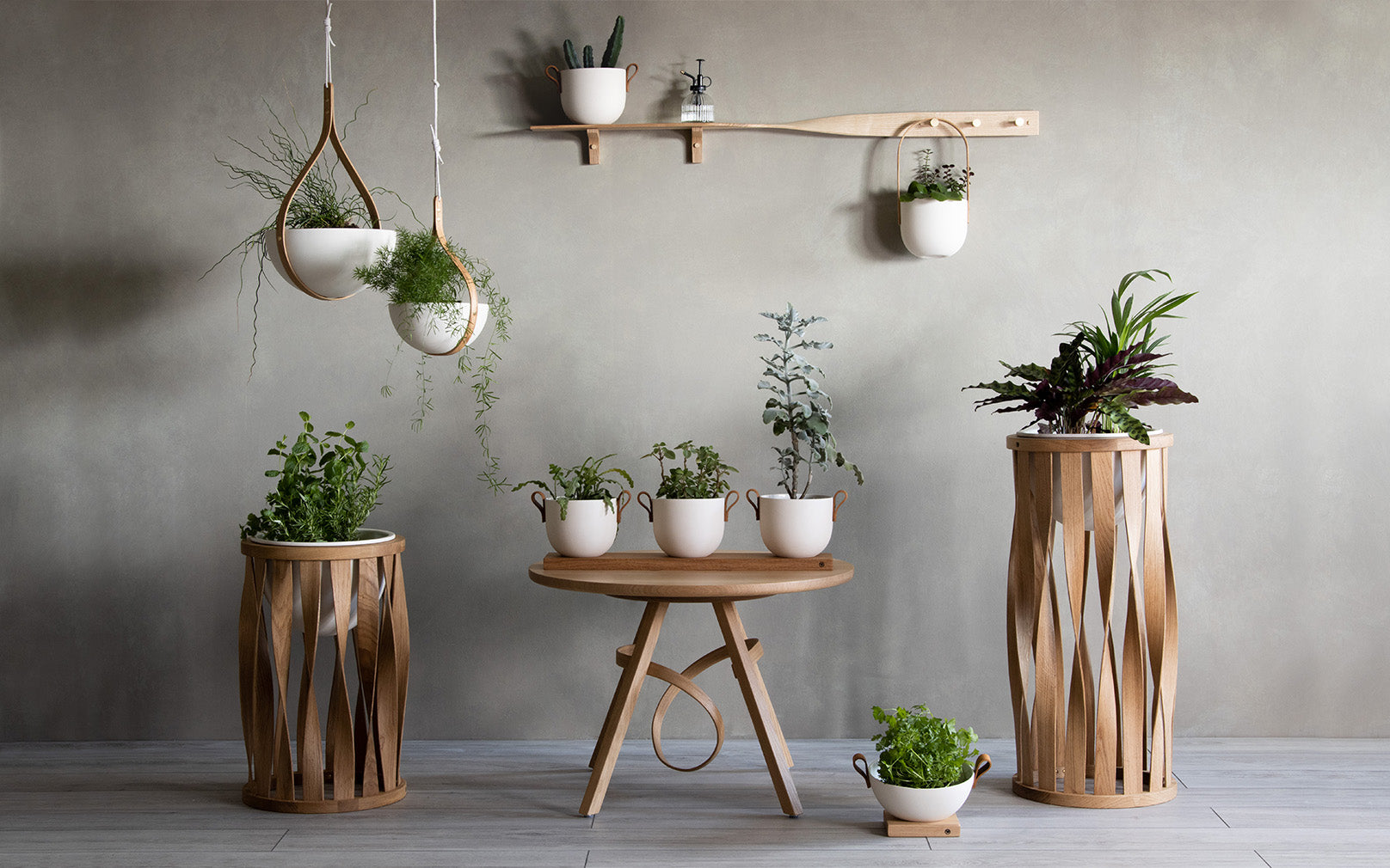 Merryn Floor Standing Planter