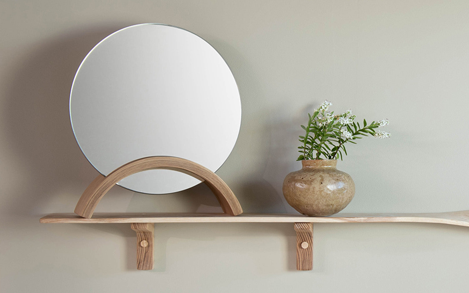 Tilner Mirror