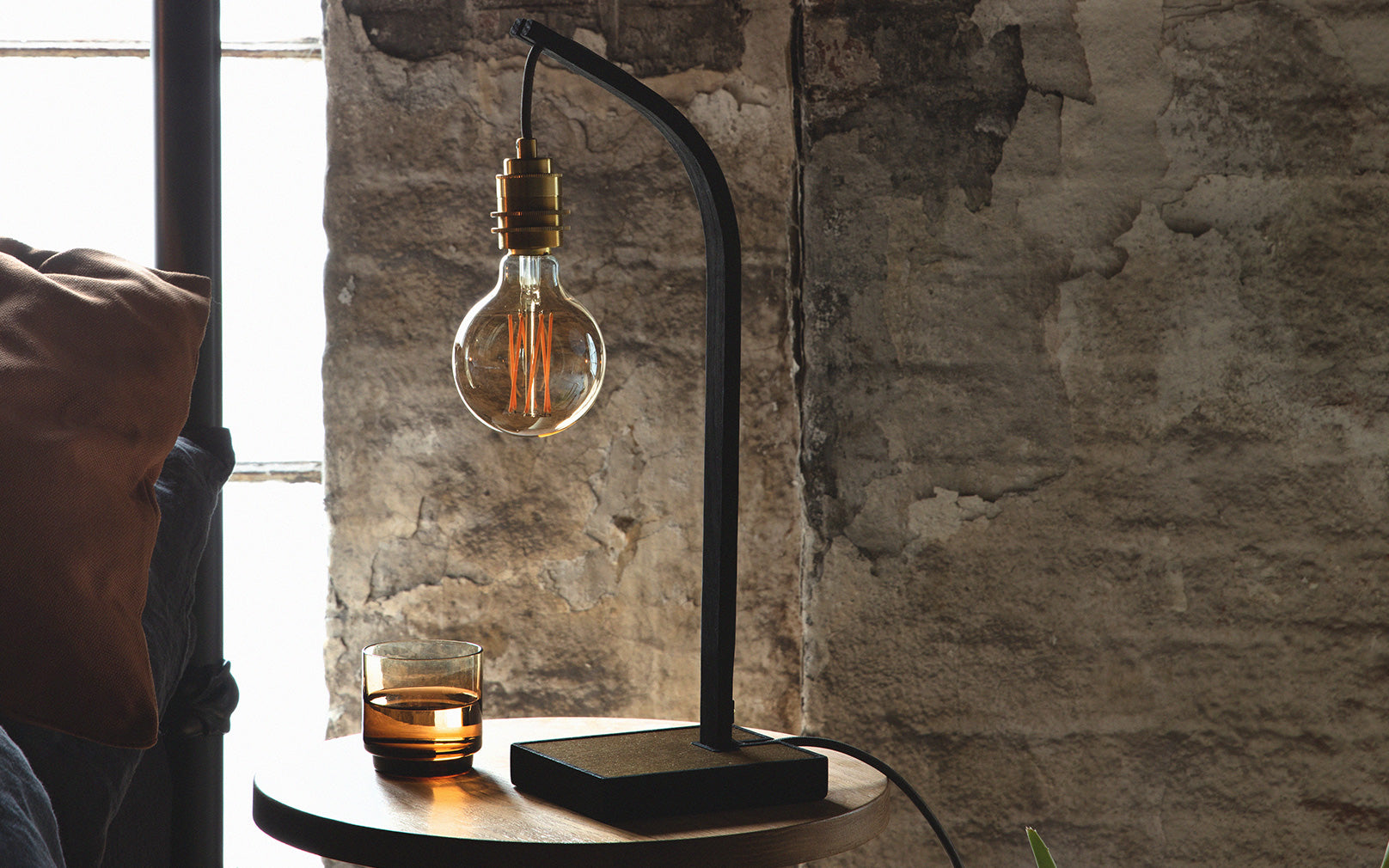 Noctis Wheal Table Light